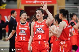 打得很差！李梦生死局三分7中0仅得9分9助 失误多达7次